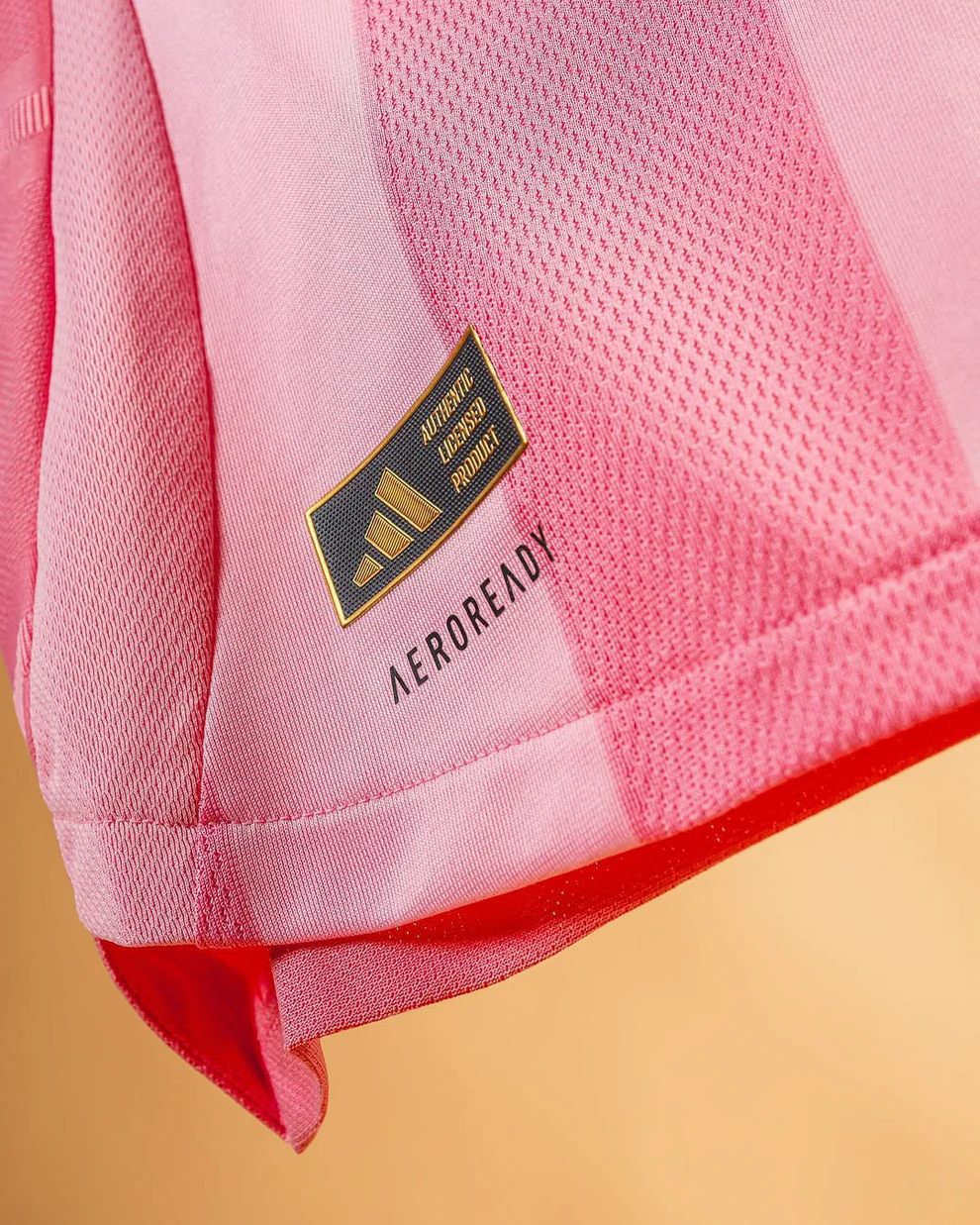 Hoop Store Inter Miami 2025-26 home jersey featuring Aeroready moisture-wicking technology in vibrant pink