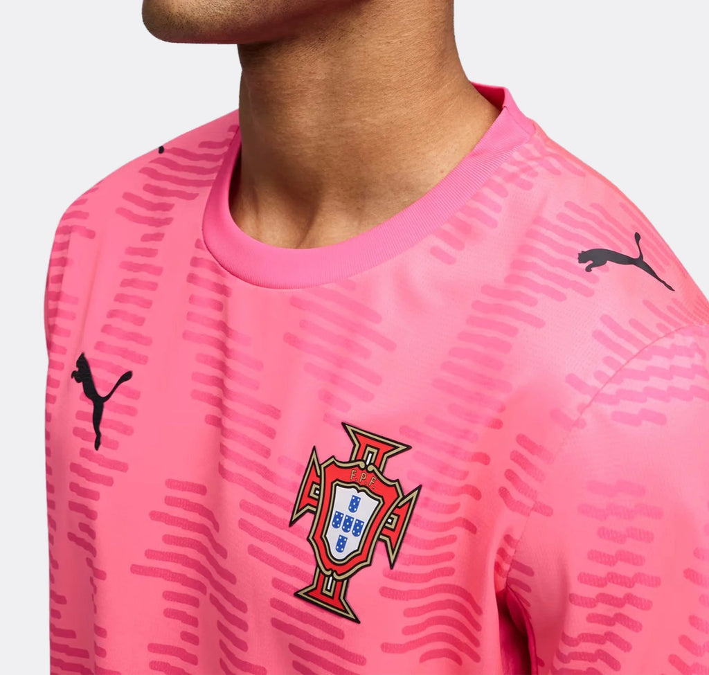 Portugal Goalkeeper Pink FIFA WC Jersey 2026 Fan Version with bold emblem and stylish design